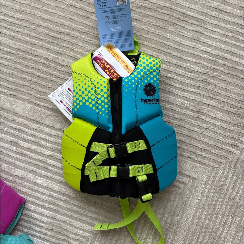 NWT Hyperlite Boys Child Kids Youth Toddler Life Jacket 33 - 55 lbs